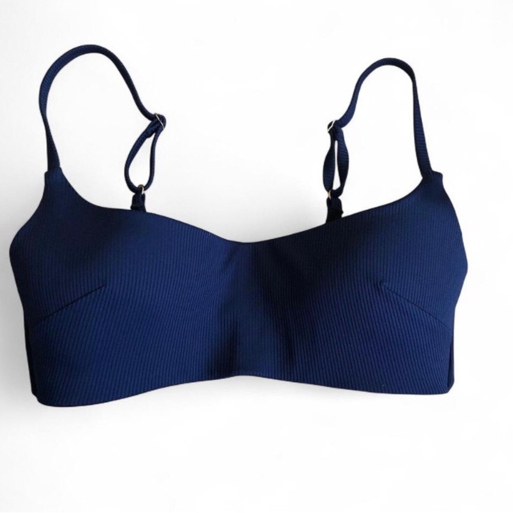 Victorias Secret Small Blue Ribbed Bikini Top Padded Pullover Swimwear Beach